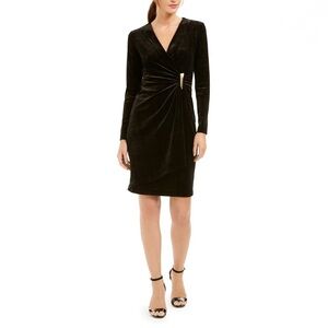 NWT Women’s CALVIN KLEIN Faux wrap velvet sheath dress- Size 2